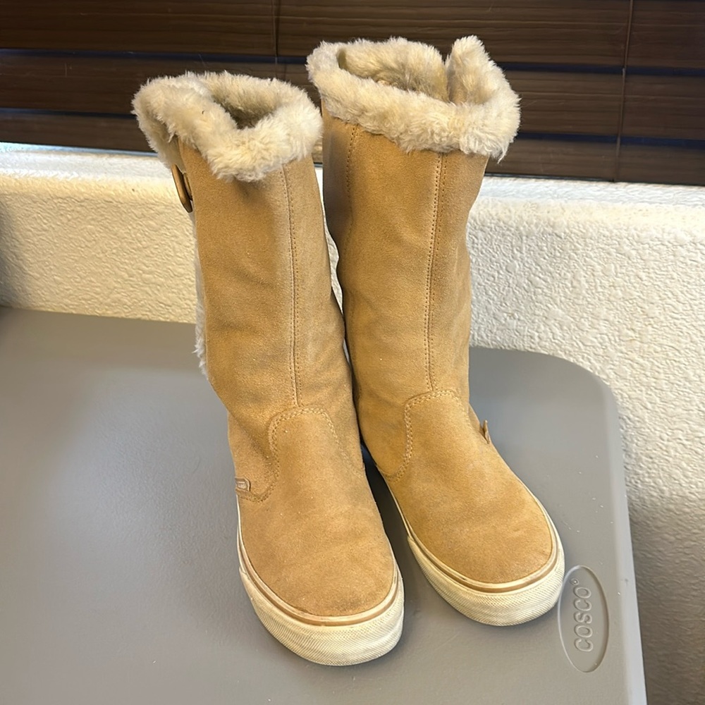 Van’s boots
